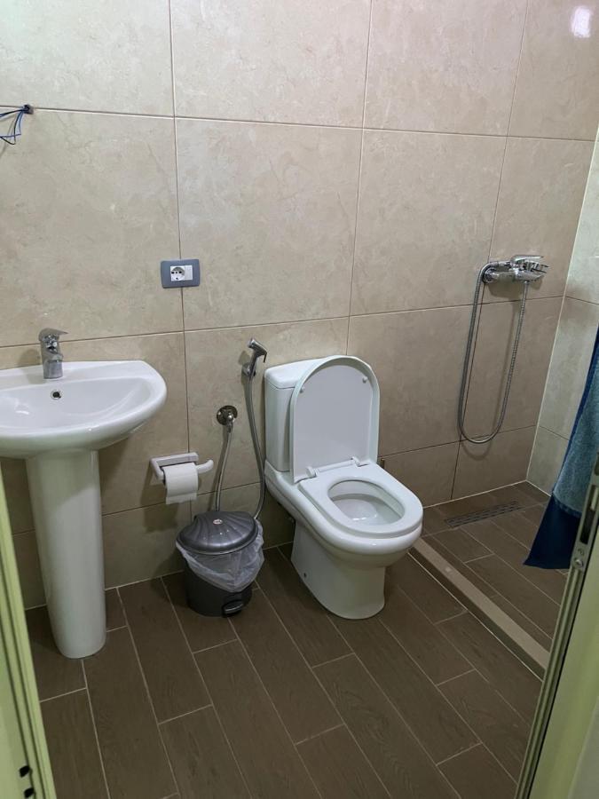 Rooms For Rent Habipi Vlorë 外观 照片