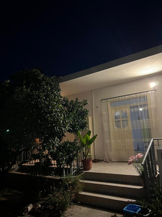 Rooms For Rent Habipi Vlorë 外观 照片